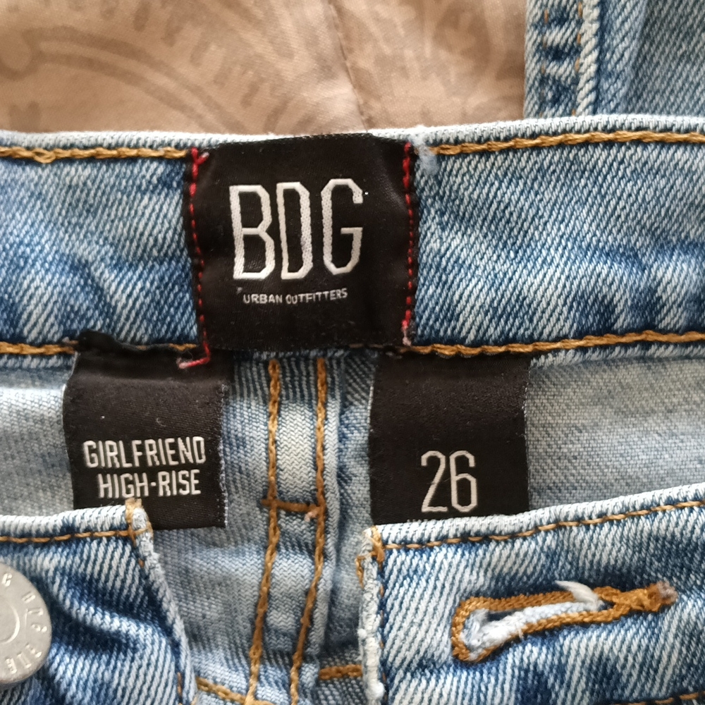 Jeans - Picture 2 of 4